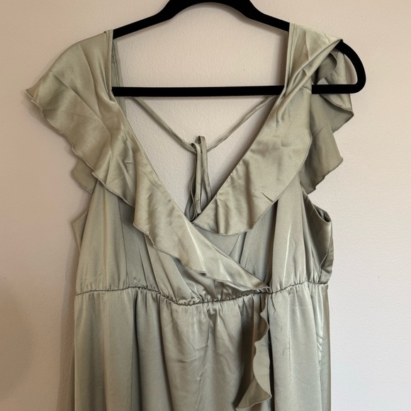 Show Me Your Mumu Samantha Ruffle Wrap Dress in Green size 1X - Picture 3 of 7